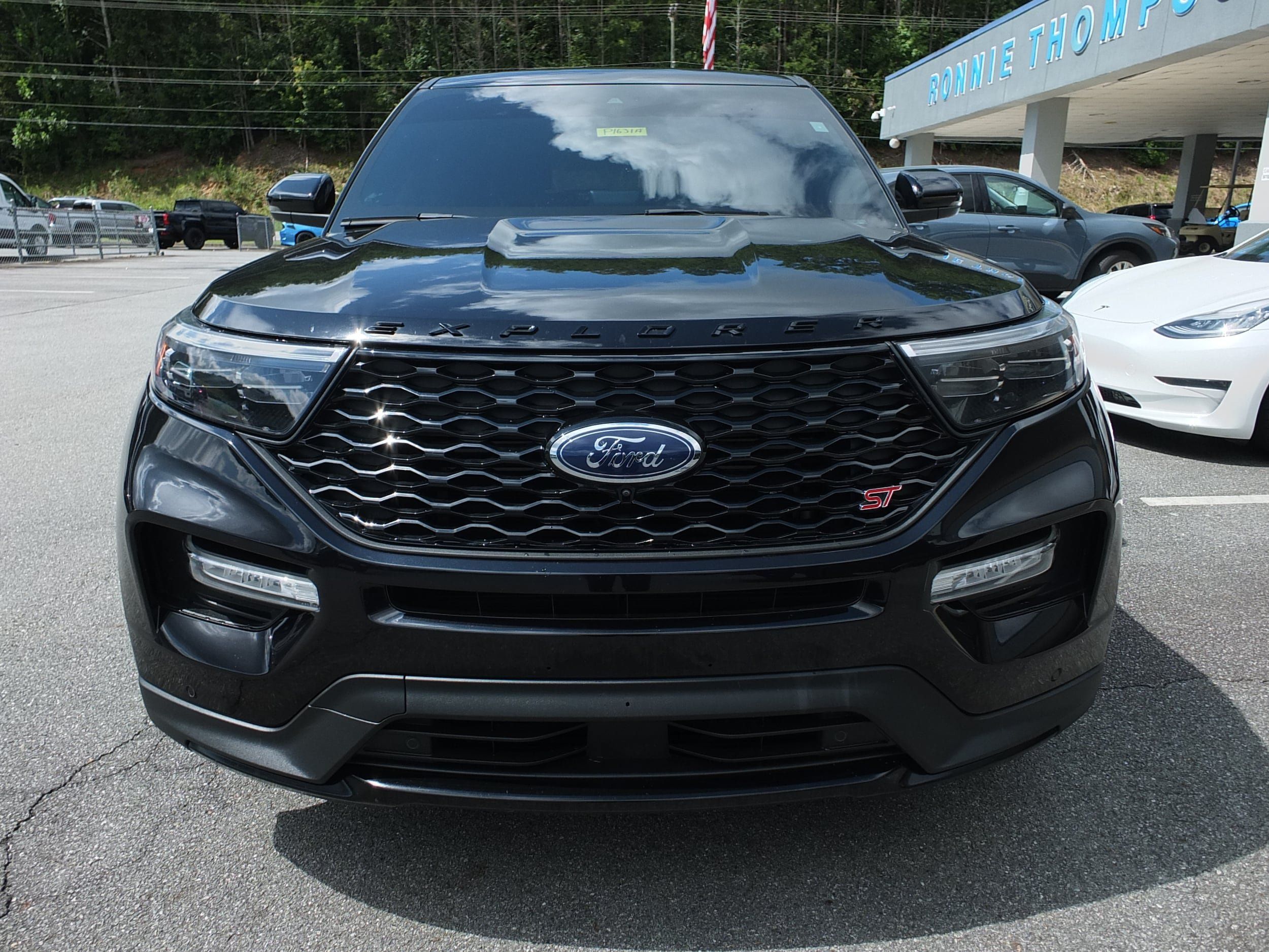 Used 2022 Ford Explorer ST w/ Equipment Group 401A AWD/4WD image 8