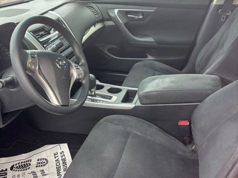 Used 2015 Nissan Altima 2.5 S w/ Power Driver Seat Package image 9
