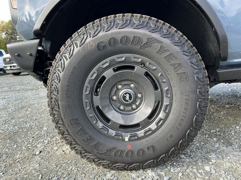 New 2025 Ford Bronco Badlands AWD/4WD image 12