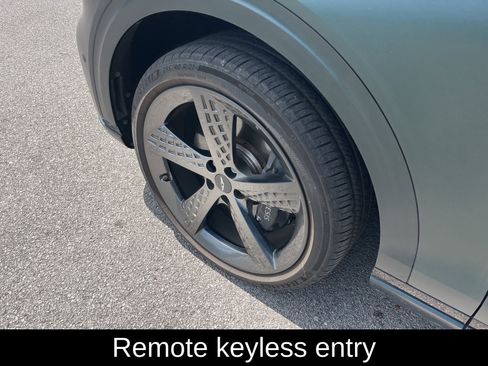 Used 2023 Genesis GV70 2.5T w/ Sport Prestige Package AWD/4WD image 10