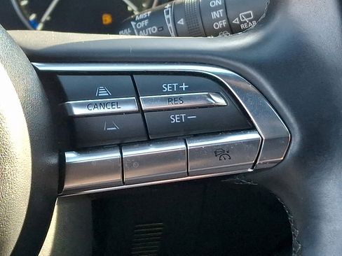 Used 2023 MAZDA MAZDA3 s image 22