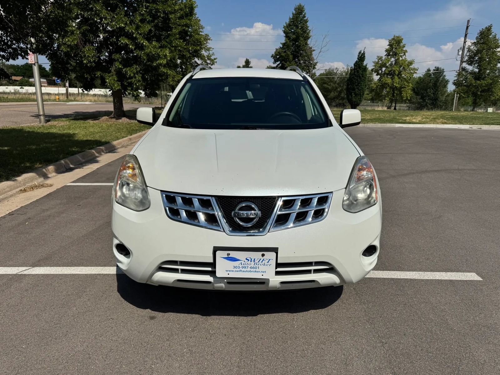 Used 2011 Nissan Rogue SV AWD/4WD image 5