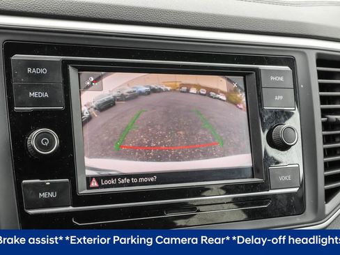 Used 2023 Volkswagen Atlas Cross Sport SE image 6