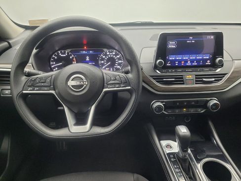 Used 2023 Nissan Altima 2.5 SV image 22