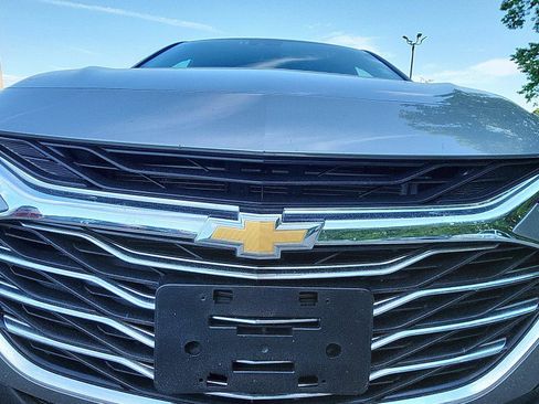 Used 2023 Chevrolet Malibu LT FWD image 11