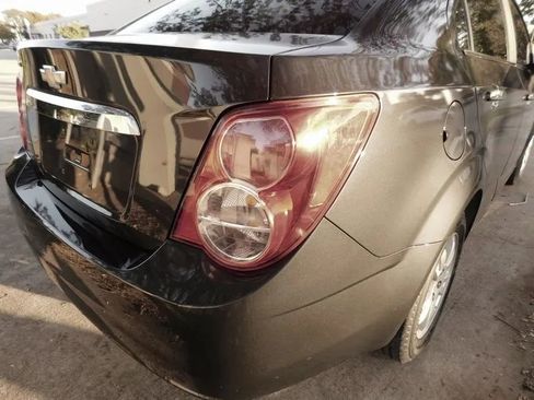 Used 2015 Chevrolet Sonic LT image 16