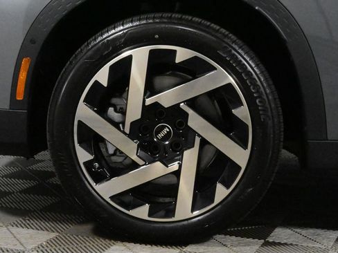 Used 2025 MINI Cooper Countryman S w/ Comfort Package Max image 12