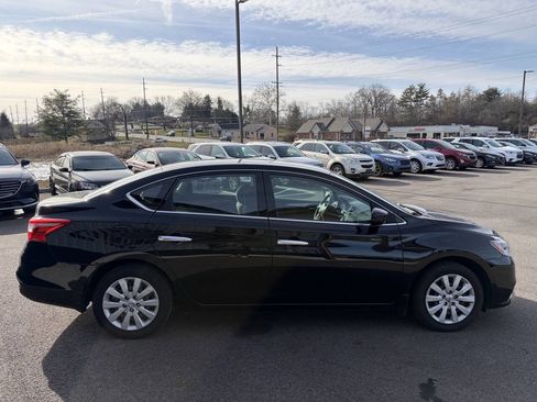 Used 2018 Nissan Sentra S image 6