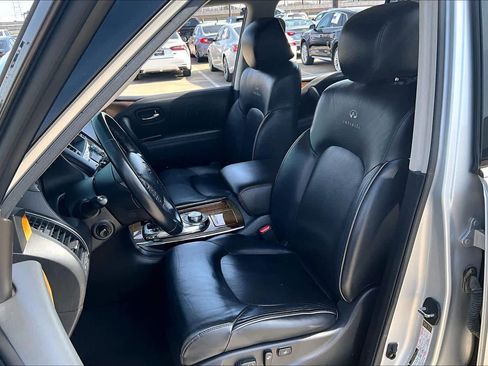 Used 2012 INFINITI QX56 4WD w/ Theater Pkg image 8