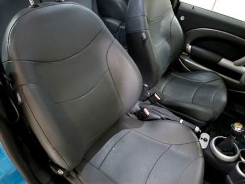 Used 2002 MINI Cooper S image 9