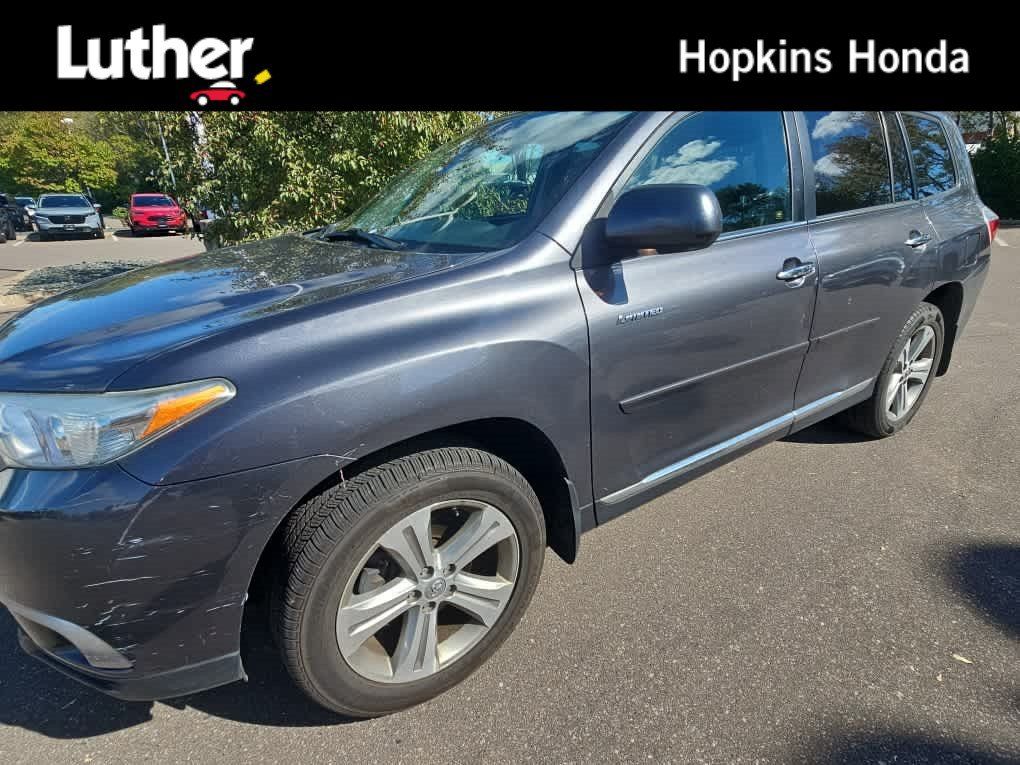 Used 2011 Toyota Highlander Limited w/ Tow Pkg AWD/4WD image 1