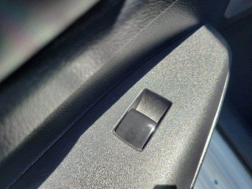 Used 2024 Toyota Corolla LE FWD image 18