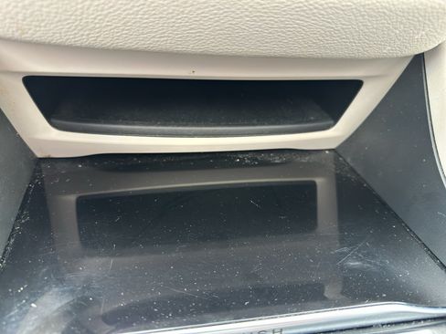 Used 2023 Chrysler Pacifica Limited FWD image 20