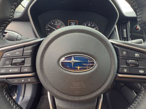 Used 2023 Subaru Outback Limited image 19