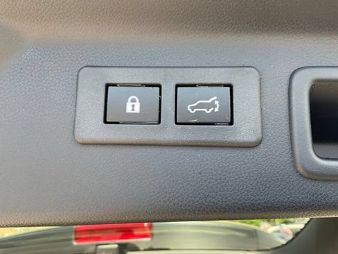 Certified 2026 Subaru Forester Touring AWD/4WD image 11