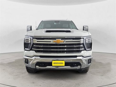Used 2024 Chevrolet Silverado 2500 LTZ w/ LTZ Convenience Package image 8