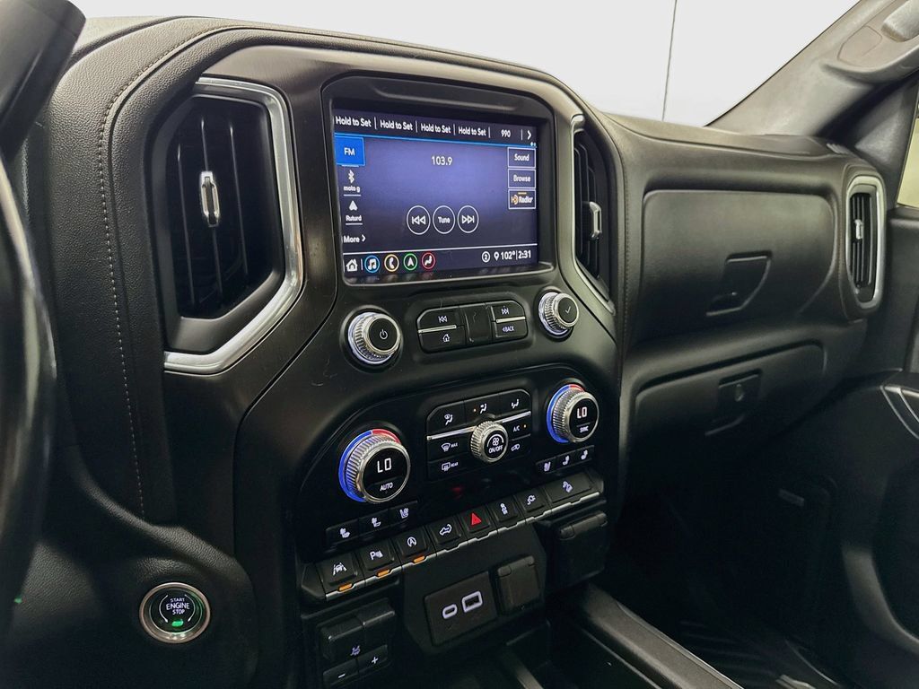 Used 2020 GMC Sierra 1500 AT4 w/ AT4 Premium Package AWD/4WD image 17