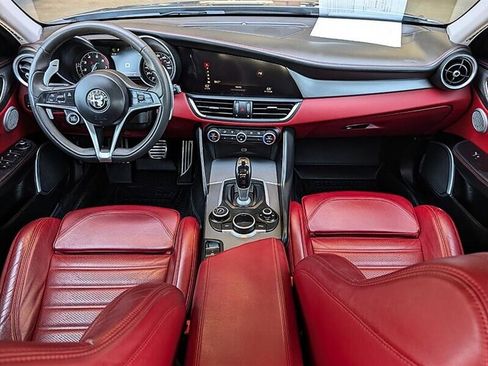 Used 2017 Alfa Romeo Giulia Ti w/ TI 19" Sport Package AWD/4WD image 3