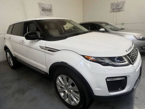Used 2017 Land Rover Range Rover Evoque HSE AWD/4WD image 2