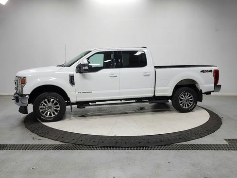 Used 2022 Ford F350 Lariat w/ Lariat Value Package AWD/4WD image 4