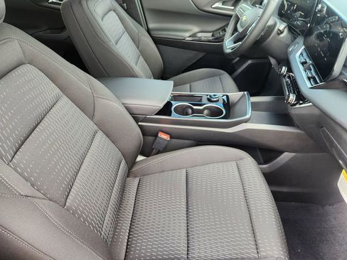 New 2026 Chevrolet Equinox LT FWD image 10