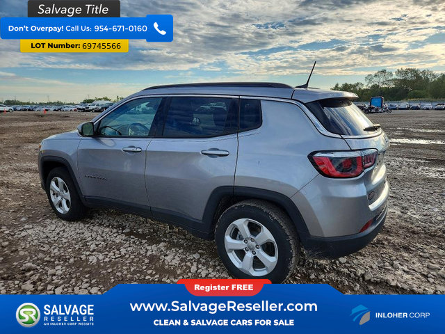 Used 2018 Jeep Compass Latitude w/ Popular Equipment Group FWD image 3
