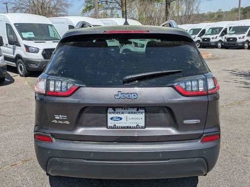 Used 2019 Jeep Cherokee Latitude Plus image 6