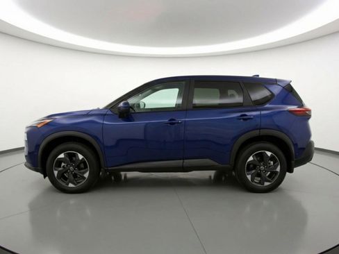 Used 2025 Nissan Rogue SV image 5