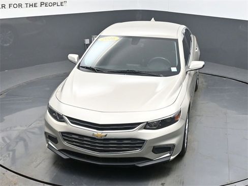 Used 2016 Chevrolet Malibu LT image 43