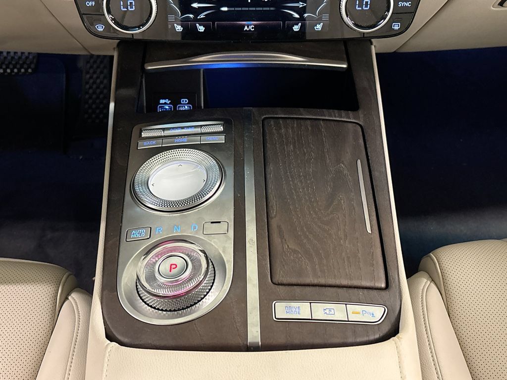 Used 2021 Genesis G80 2.5T w/ Advanced Package RWD image 13