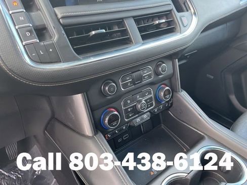 Used 2024 Chevrolet Suburban Premier RWD image 27