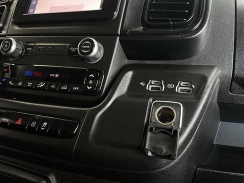 Used 2022 RAM ProMaster 2500 w/ Safety Group image 36