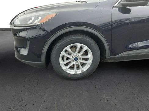 Used 2021 Ford Escape SE w/ Cold Weather Package image 13