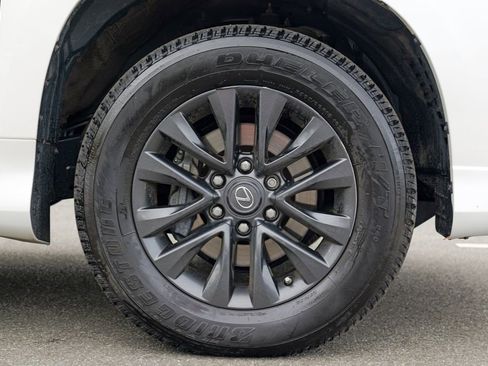 Used 2023 Lexus GX 460 Premium w/ Premium Plus Package AWD/4WD image 13