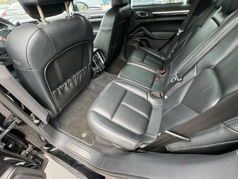 Used 2012 Porsche Cayenne S AWD/4WD image 17