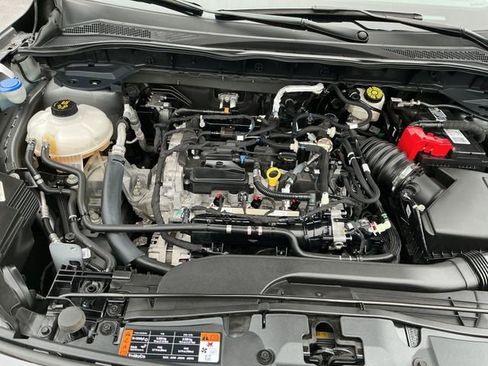 Used 2022 Ford Escape SE image 45