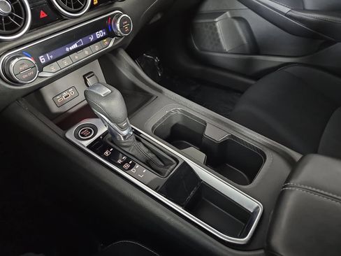 Used 2020 Nissan Sentra SV FWD image 23