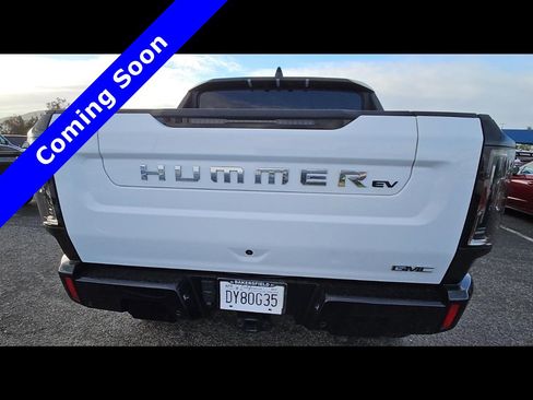 Used 2025 GMC Hummer EV 2X AWD/4WD image 8