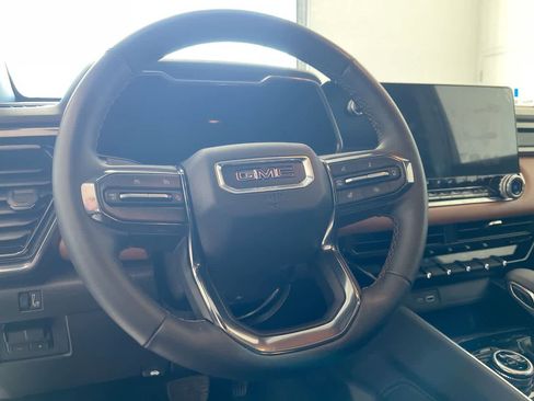 Used 2024 GMC Canyon AT4 w/ AT4 Premium Package image 14