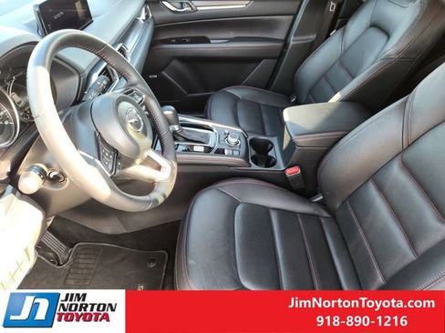 Used 2025 MAZDA CX-5 Carbon Edition image 14