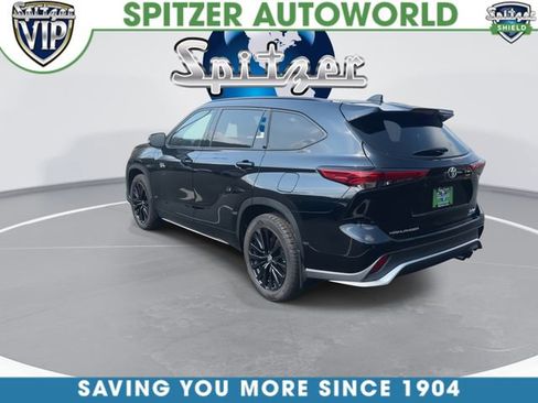 Used 2023 Toyota Highlander XSE image 7