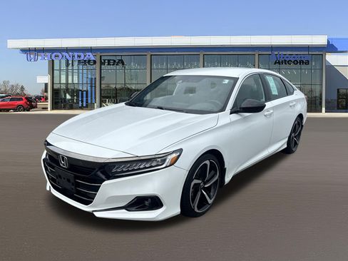 Used 2022 Honda Accord Sport image 1