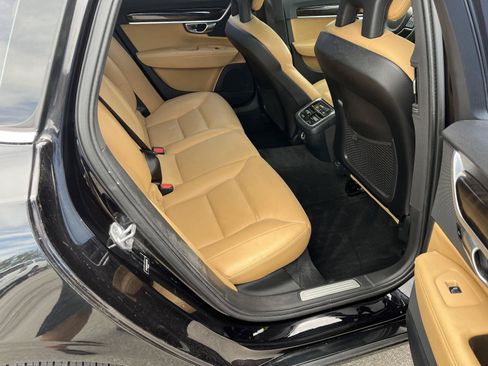 Used 2017 Volvo S90 T6 Momentum w/ Vision Package AWD/4WD image 14