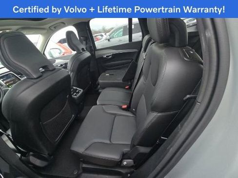 Used 2025 Volvo XC90 B5 Core image 7