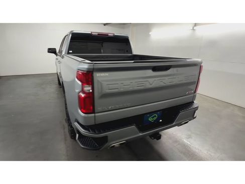 Used 2024 Chevrolet Silverado 1500 RST w/ Z71 Off-Road Package AWD/4WD image 7