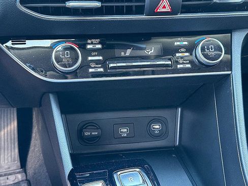 Certified 2022 Hyundai Sonata Blue FWD image 15