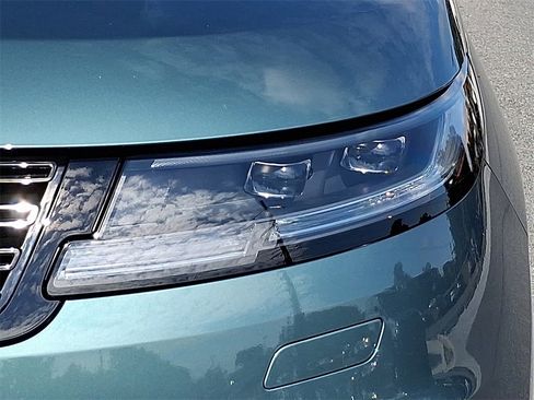 New 2025 Land Rover Range Rover Sport Dynamic SE image 6