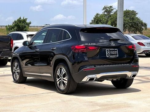 Certified 2025 Mercedes-Benz GLA 250 image 6