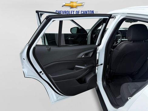 New 2026 Chevrolet Trax LS FWD image 20
