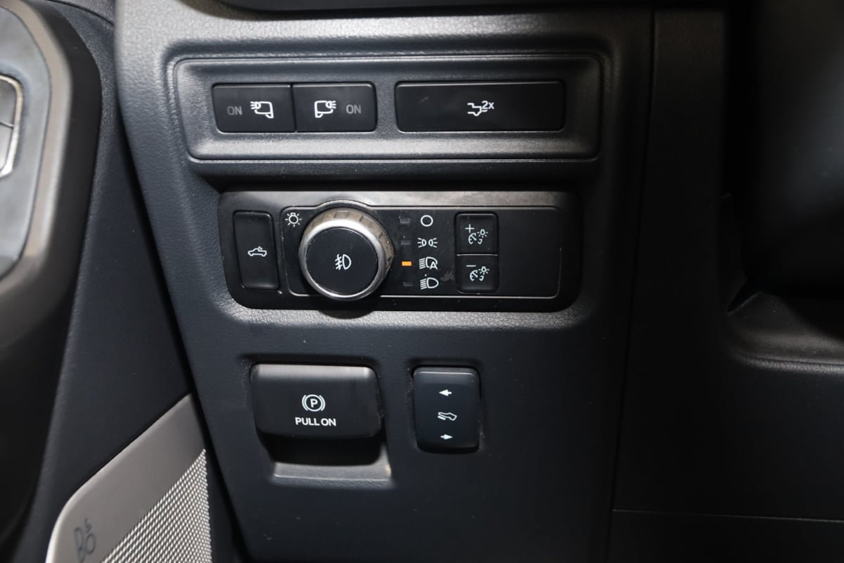 Used 2024 Ford F150 Lariat AWD/4WD image 29